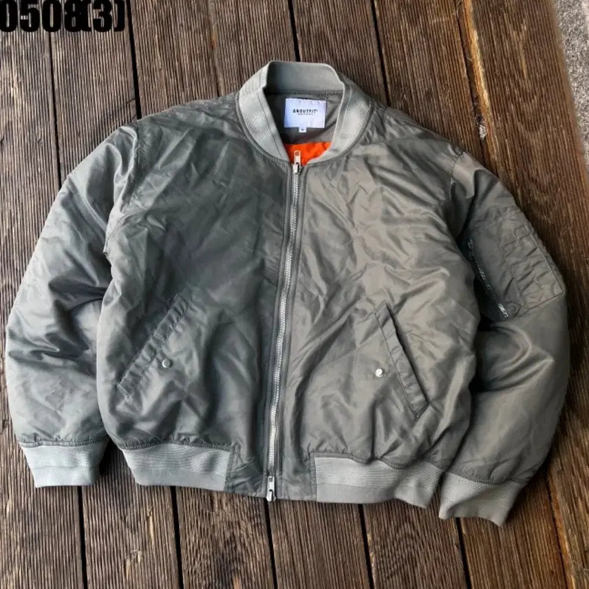 [BUNJANG] Unoutfit MA1 Flight Bomber Jacket / 언아웃핏 MA1 항공점퍼 자켓