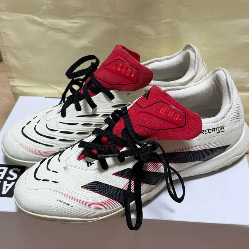 [BUNJANG] Adidas Predator 25 Pro TF 30th Anniversary Champagne Gold Pack / 아디다스 프레데터25 프로 TF 30주년 샴페인골드 팩