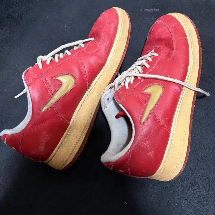 [BUNJANG] Nike Air Force 1 Red Shoes (Size 280) / 나이키 에어포스 레드 280