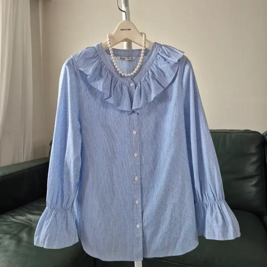 [BUNJANG] Mixxo Blue Stripe Ruffle Blouse (Size S) / 미쏘 블루 스트라이프 프릴 블라우스 S
