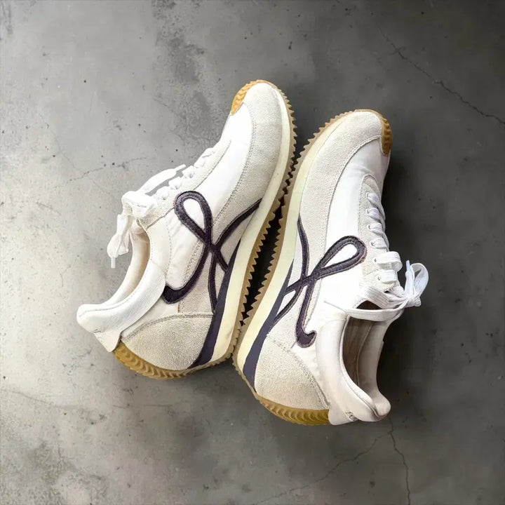[BUNJANG] Loewe Flow Runner Sneakers Size 40 (US 7.5) / 255/ 로에베 플로우 러너 스니커즈