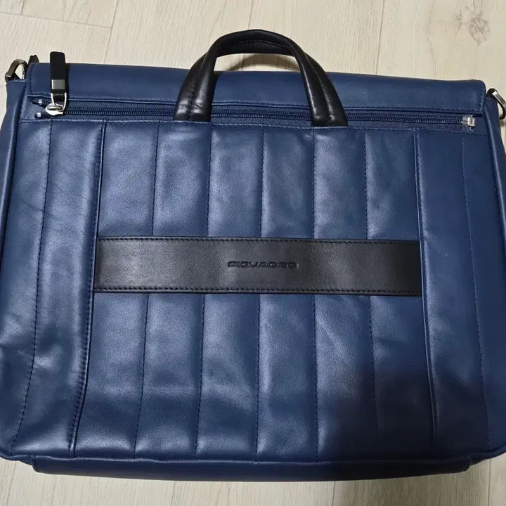 [BUNJANG] Piquadro Blue Leather Briefcase / 피콰드로 블루 가죽 서류 가방