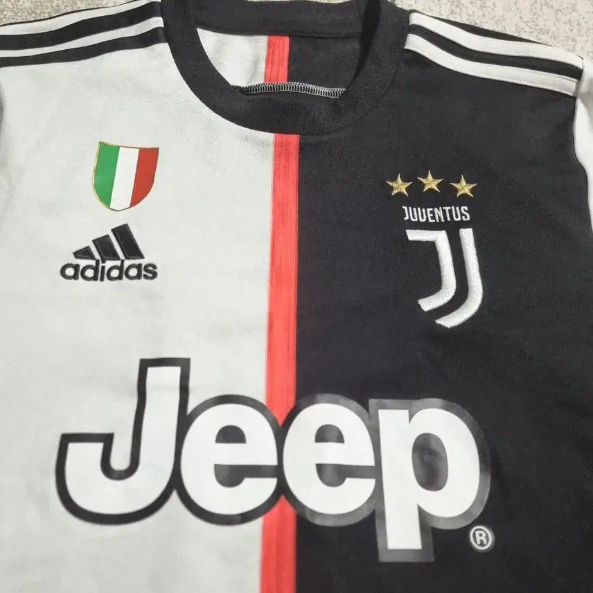 [BUNJANG] Juventus Cristiano Ronaldo 19-20 Home Jersey Size S (90) / [파워정품]19-20시즌 유벤투스 호날두 홈 유니폼 사이즈 S 90