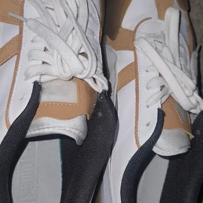 [BUNJANG] Puma White/Brown Sneakers Size 270 / 푸마 퓨마 스니커즈 화이트/브라운 270사이즈입니다