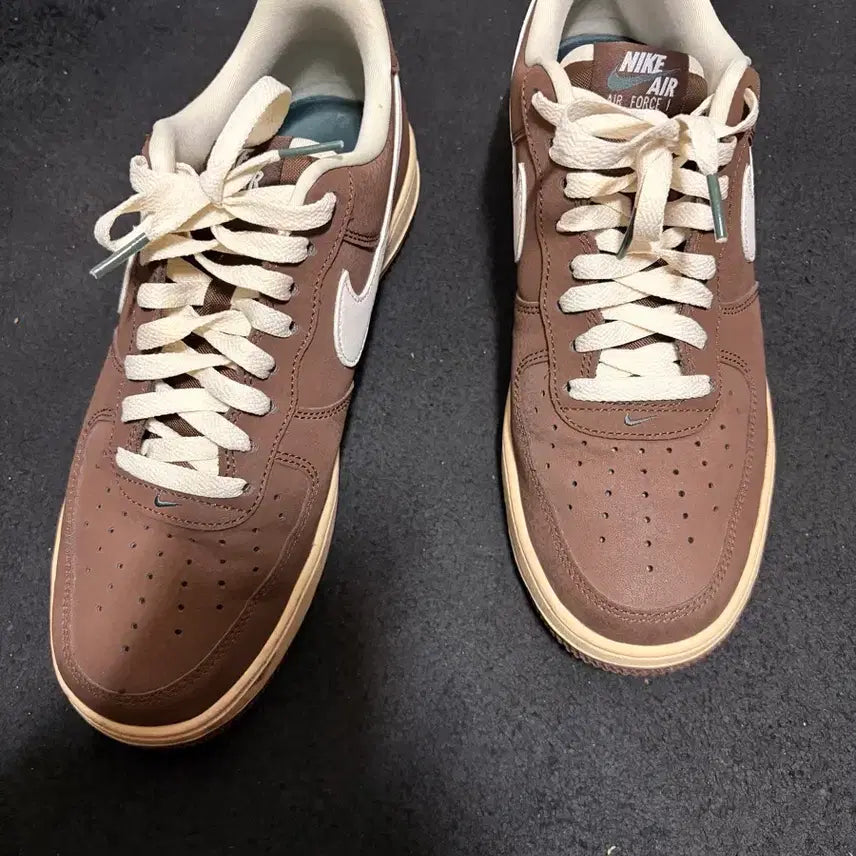 [BUNJANG] Nike Air Force 1 Coconut Milk 265 / 나이키 카카오 코코넛밀크 포스 265