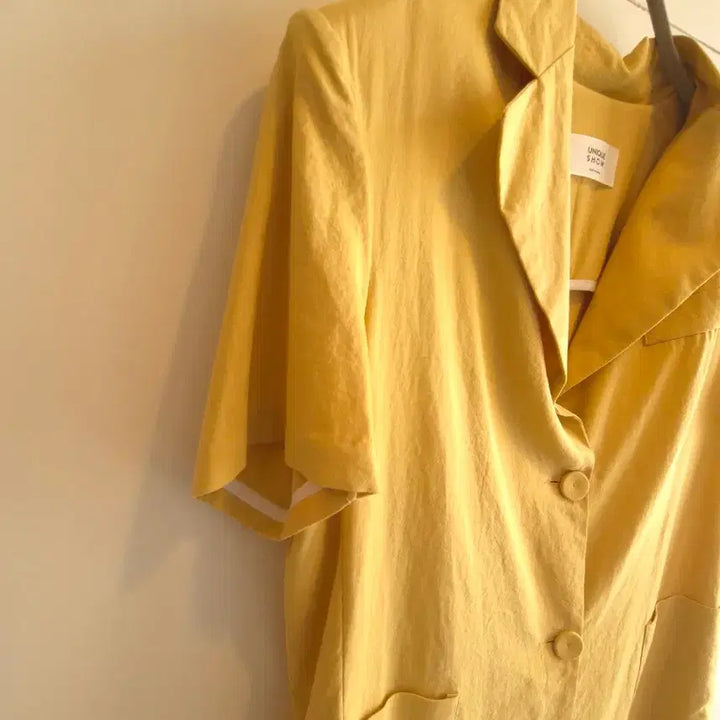 [BUNJANG] Linen Short Sleeve Power Shoulder Oversized Jacket / (새상품)린넨 반팔 파워숄더 오버핏 자켓