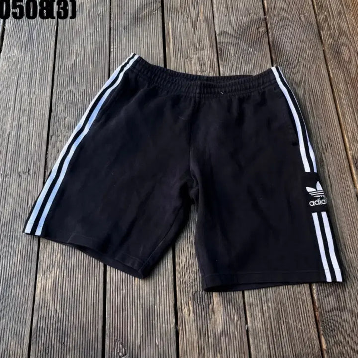 [BUNJANG] Adidas Shorts / 아디다스 반바지