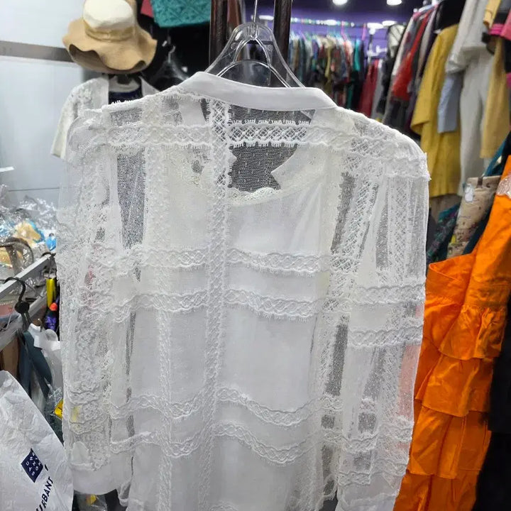 [BUNJANG] VinPalace White Lace Blouse Shirt / 화이트 레이스 블라우스 셔츠