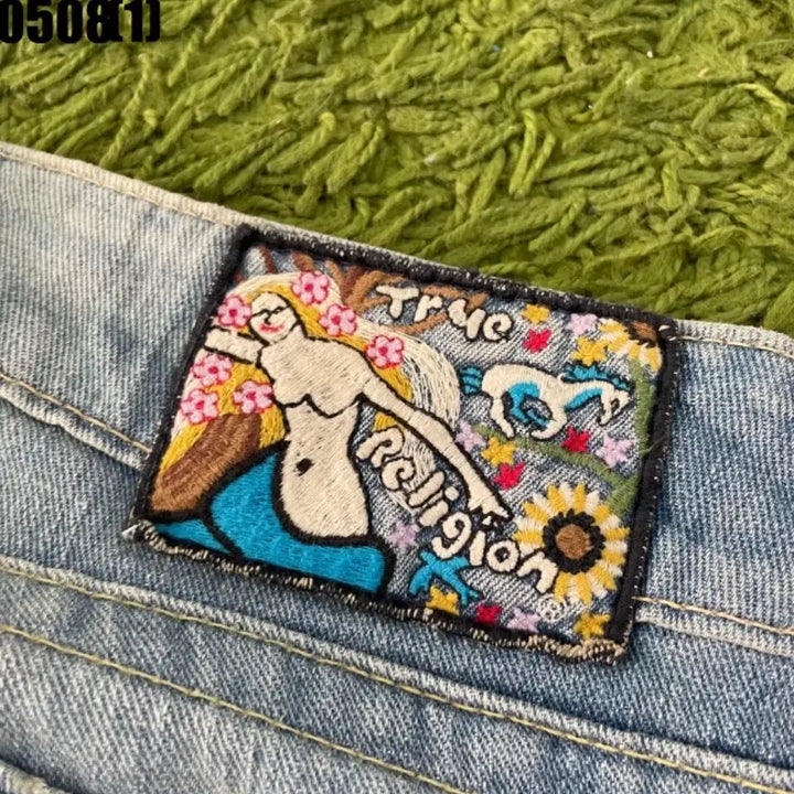 [BUNJANG] True Religion Bootcut Jeans Light Wash Rare Size 24 / 트루릴리젼 부츠컷 청바지 연청 희귀 24