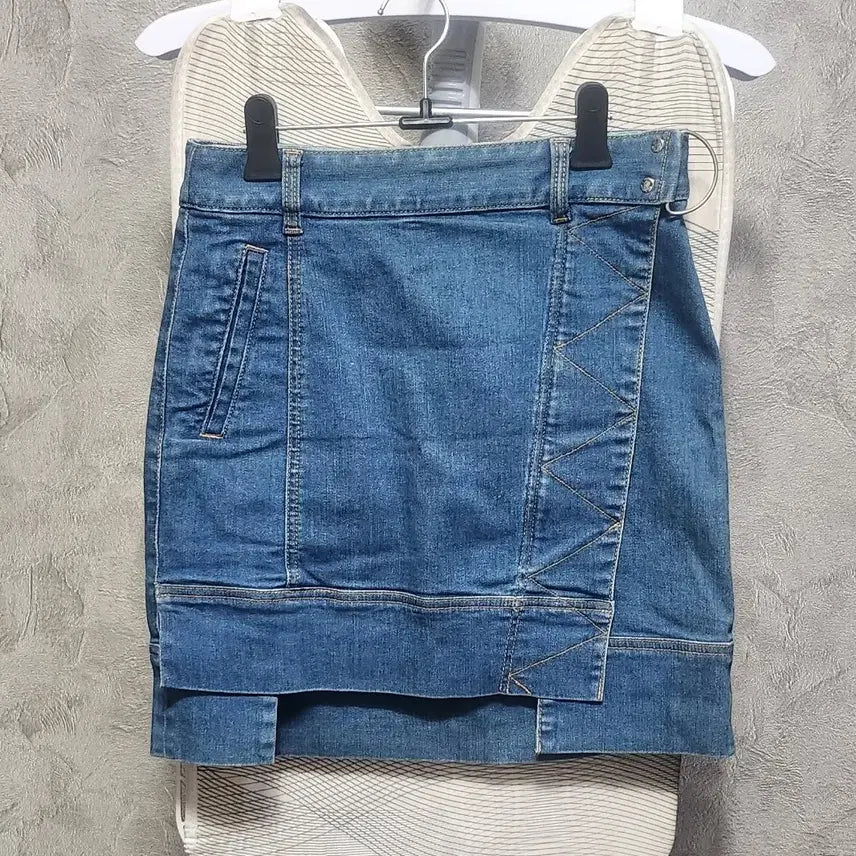 [BUNJANG] Jude Judy Denim Mini Skirt / 주시쥬디진스커트