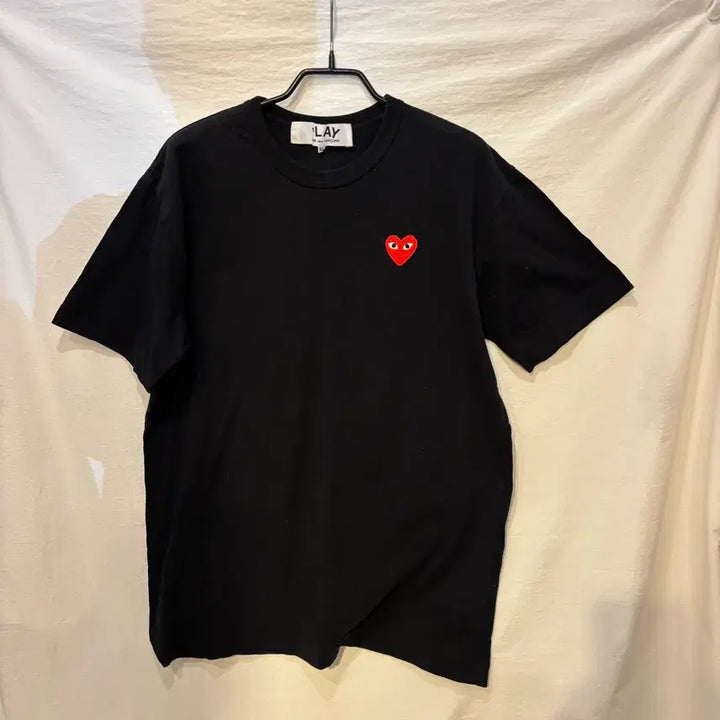[BUNJANG] Comme des Garçons Play Appliqué Short Sleeve T-Shirt / 꼼데가르송 와펜 반팔티셔츠
