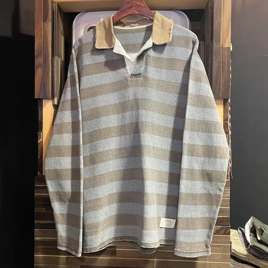 [BUNJANG] Avirex Pigment Collar T-Shirt Size L / 아비렉스 피그먼트 카라티