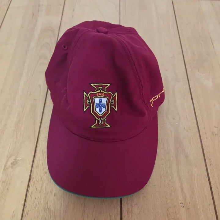 [BUNJANG] Nike Portugal National Team Cap 212 / 나이키 포르투갈 국대 모자 캡 nike 212