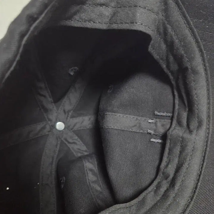 [BUNJANG] Unaffected Black Ball Cap Hat / 언어펙티드 블랙 볼캡 모자
