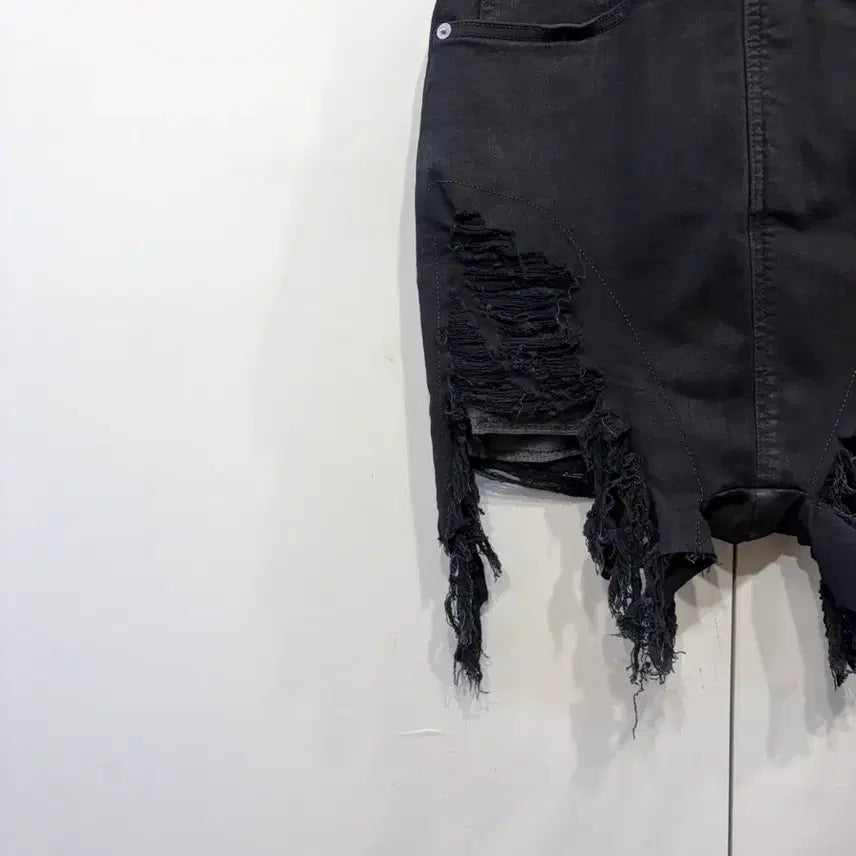 [BUNJANG] Rick Owens DRKSHDW Denim Fringed Shorts / 릭오웬스 DRKSHDW 데님 프린지 쇼츠