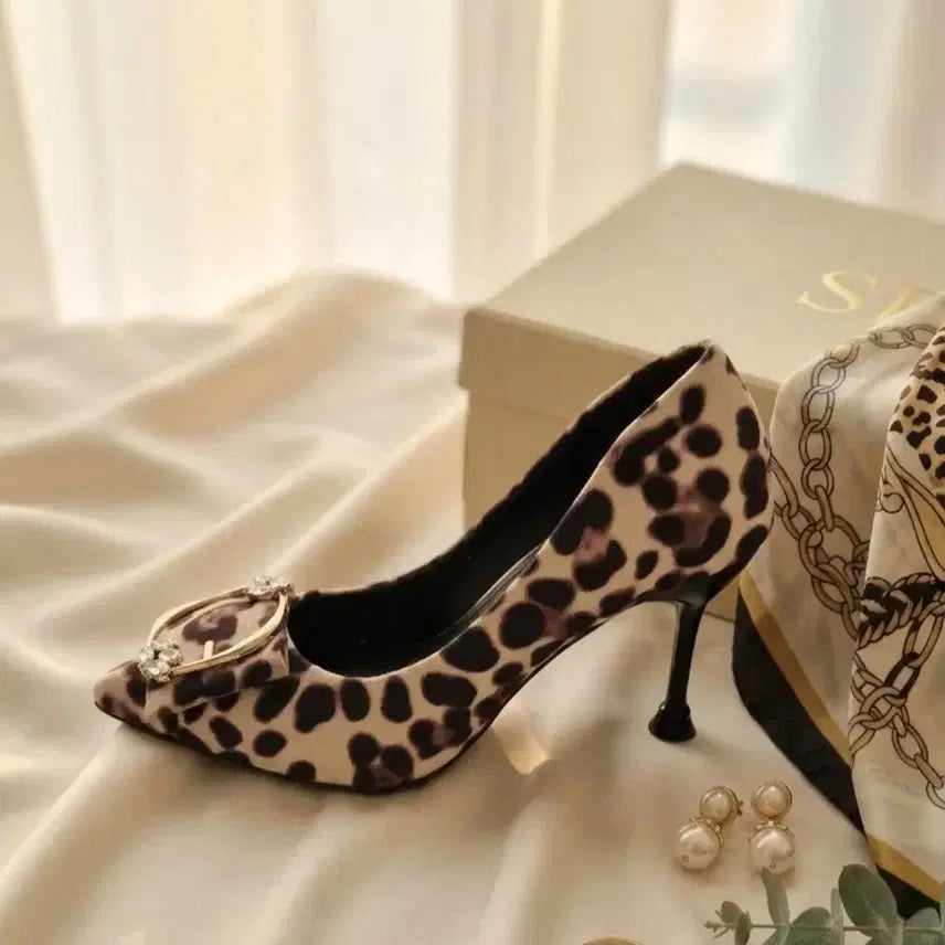 [BUNJANG] Leopard Cubic Buckle Heels / [새상품] 화려하고 고급스러운 레오파드 큐빅 보클 힐 (230