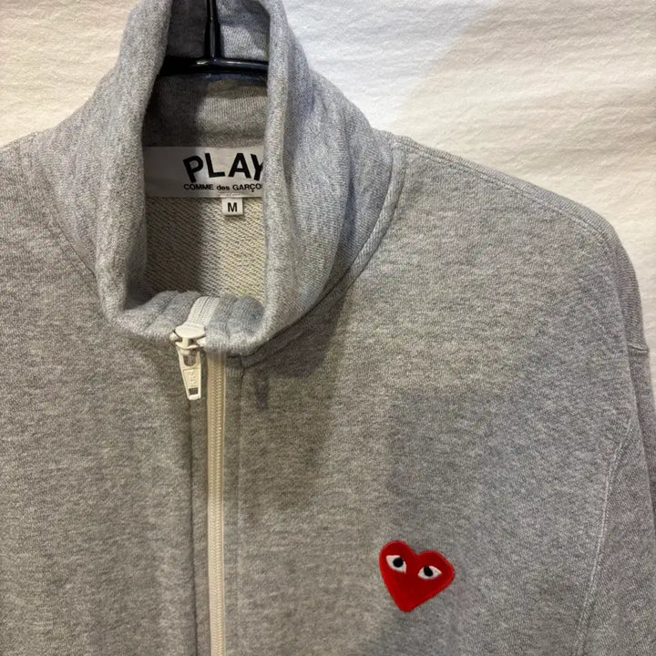 [SOLD OUT] 꼼데가르송 5 하트 집업 그레이