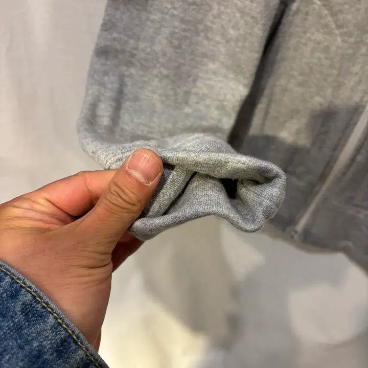 [SOLD OUT] 꼼데가르송 5 하트 집업 그레이
