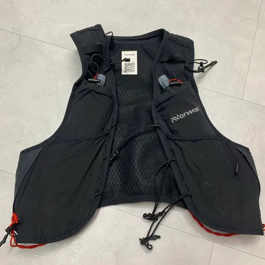 [BUNJANG] Normal Trailrun Vest (M) / 노말 트레일런 베스트 판매합니다.