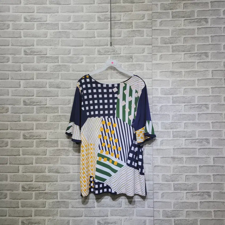 [BUNJANG] Pattern T-Shirt Size 99 / ㄹ136 패턴 티셔츠 99