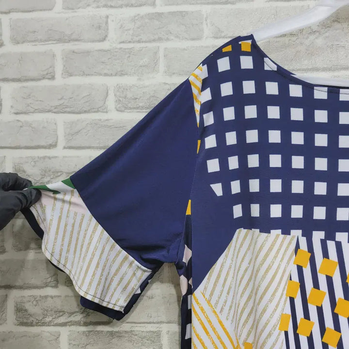 [BUNJANG] Pattern T-Shirt Size 99 / ㄹ136 패턴 티셔츠 99