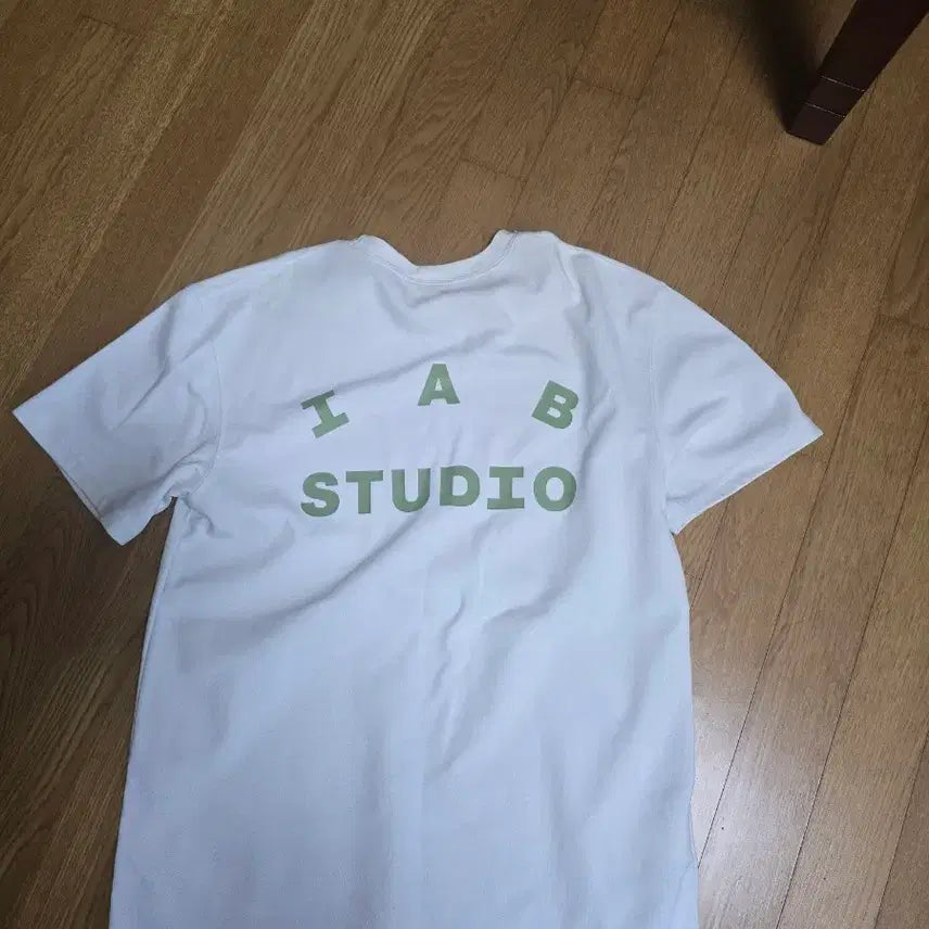 [BUNJANG] IAB Studio Green T-Shirt / 아이앱 그린 티셔츠