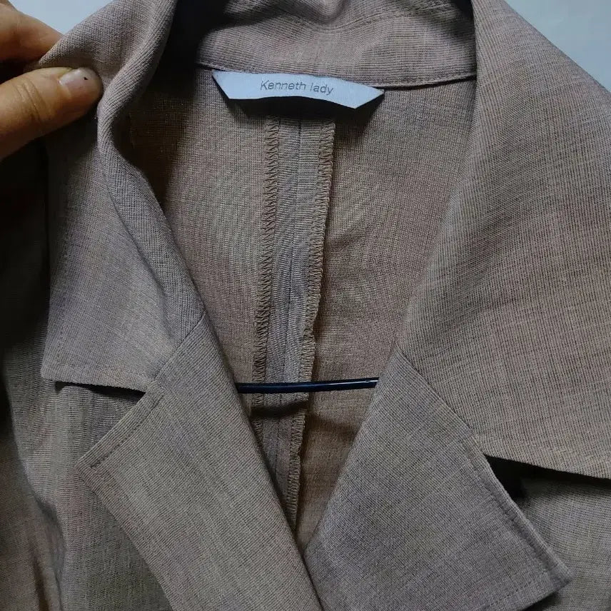 [BUNJANG] Kenneth Lady Beige Double Button Blazer / 케네스레이디 베이지색 여성용 더블 버튼 블레이저