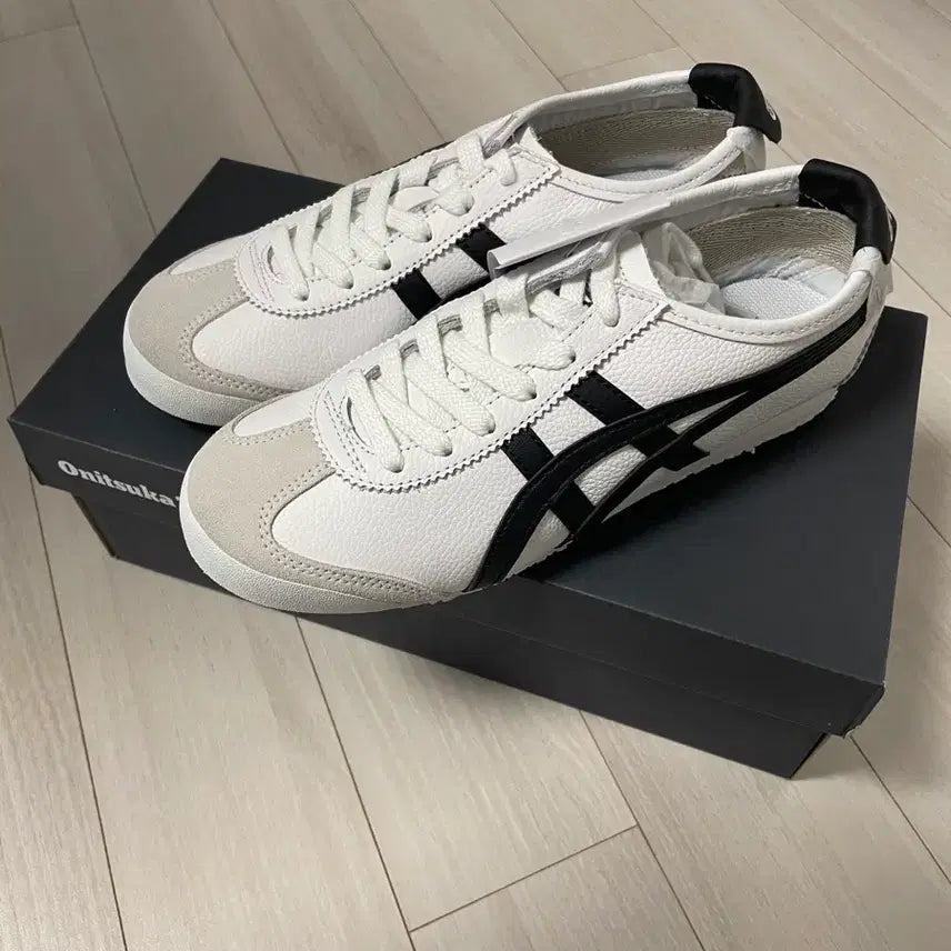 [BUNJANG] Onitsuka Tiger Mexico 66 Shoes (Sizes 230, 235) / [새상품] 오니츠카타이거 멕시코 66 230, 235사이즈