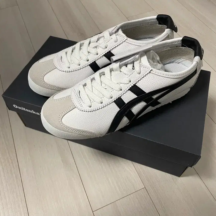 [BUNJANG] Onitsuka Tiger Mexico 66 Shoes (Sizes 230, 235) / [새상품] 오니츠카타이거 멕시코 66 230, 235사이즈