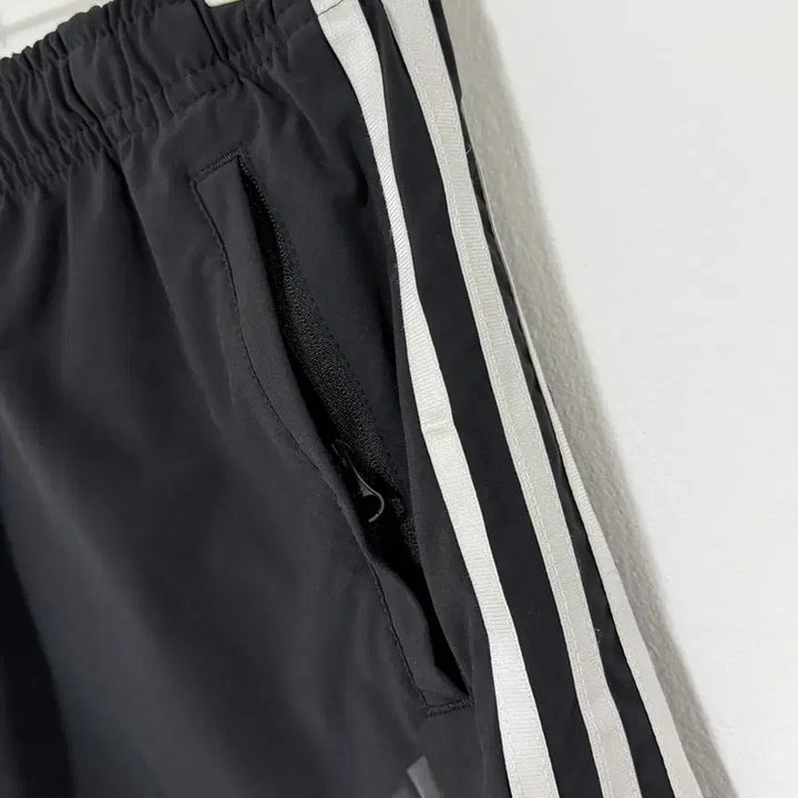 [BUNJANG] Adidas Shorts XS / [택포] [XS] 아디다스 쇼츠 반바지