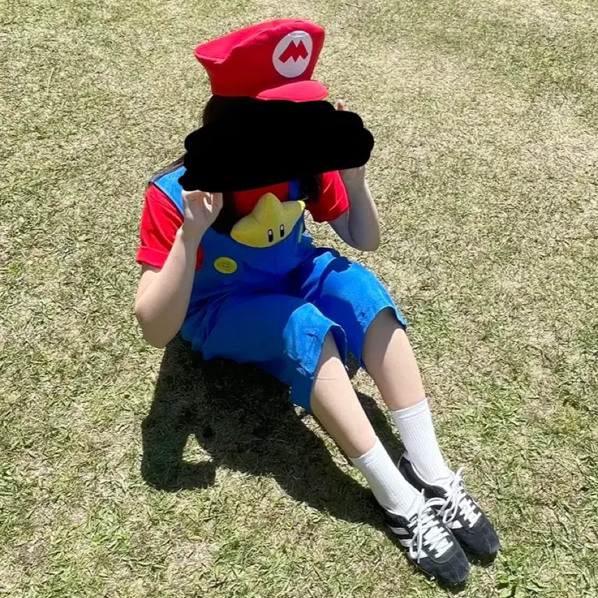 [BUNJANG] Mario Cosplay Graduation Photo Costume Set / 마리오 코스프레 졸업사진 의상 세트