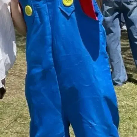[BUNJANG] Mario Cosplay Graduation Photo Costume Set / 마리오 코스프레 졸업사진 의상 세트