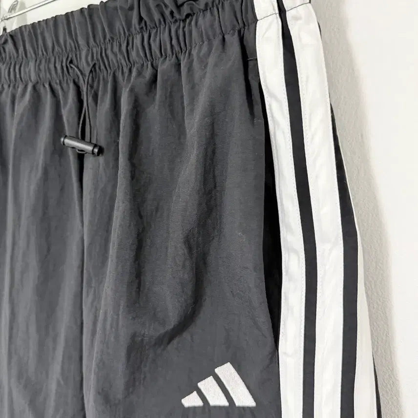 [BUNJANG] Adidas Woven Shorts / [택포] [S] 아디다스 우븐 쇼츠 반바지