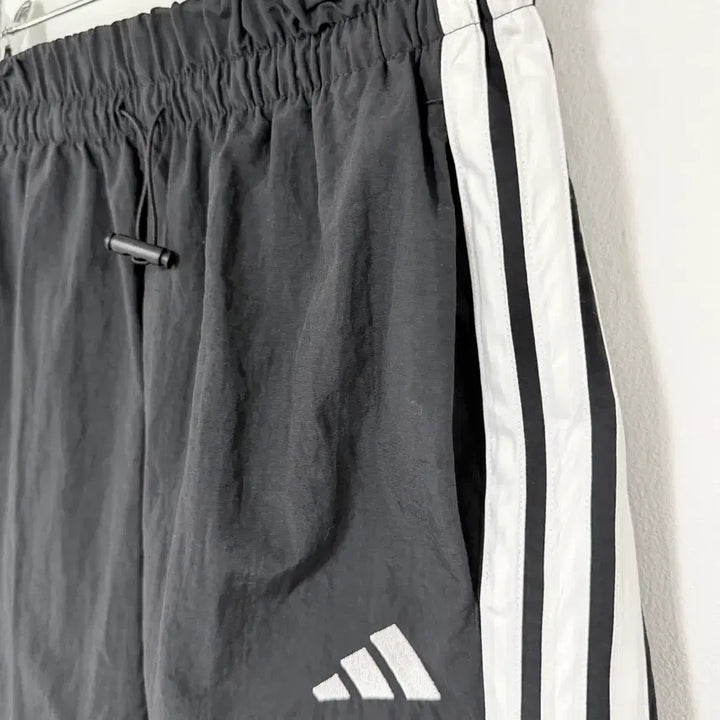 [BUNJANG] Adidas Woven Shorts / [택포] [S] 아디다스 우븐 쇼츠 반바지