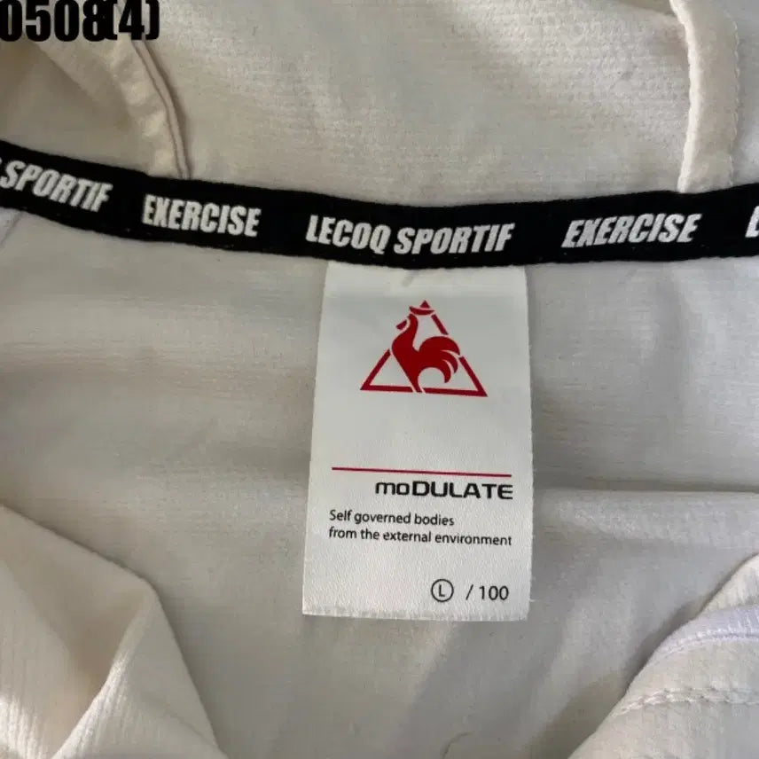 [BUNJANG] Le Coq Sportif White Hooded Windbreaker Jacket / 르꼬끄 화이트 후드 바람막이 자켓 100