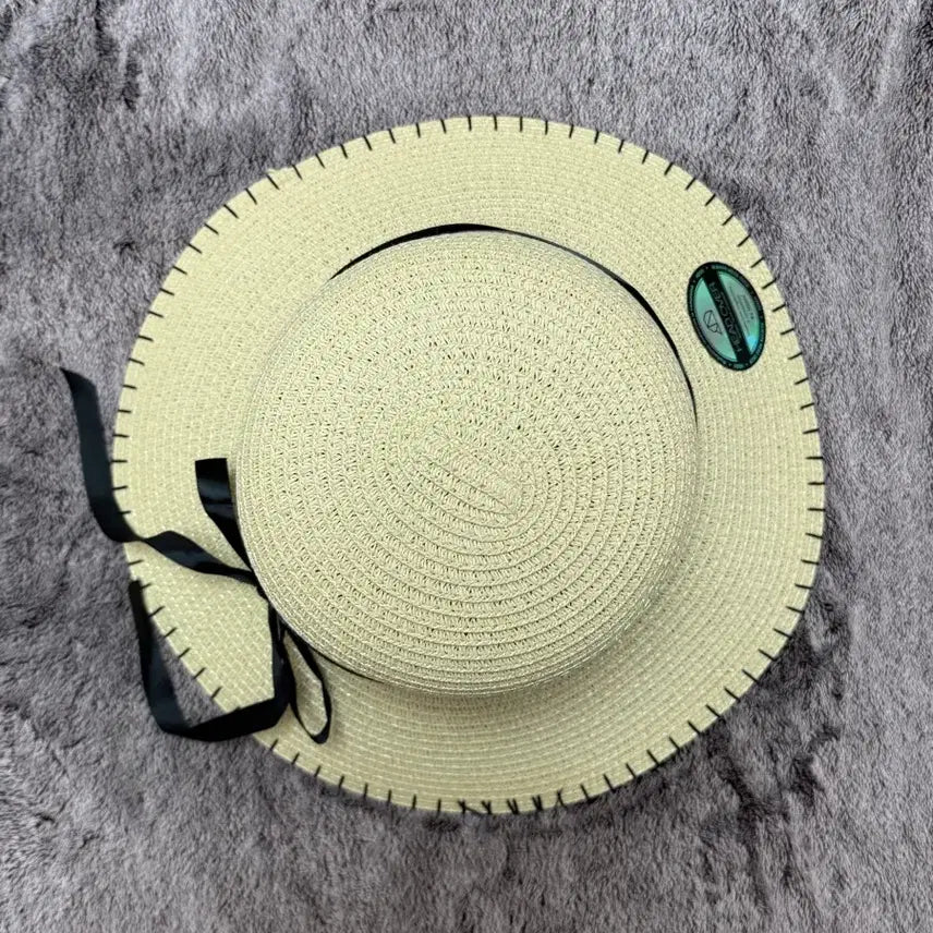 [BUNJANG] Wide Brim Beach Hat with Black Ribbon - Beige/White / 여름 비치모자-미사용