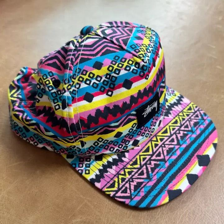 [BUNJANG] Stussy 5-Panel Tribal Print Snapback Hat / 스투시 5패널 스냅백 모자