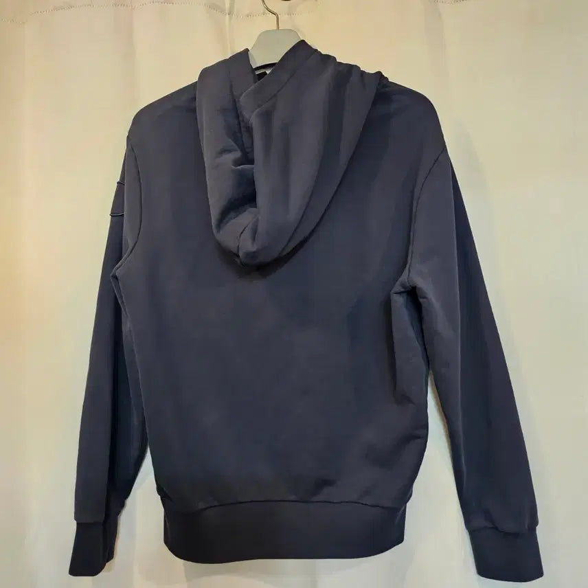 [BUNJANG] Moncler Logo Patch Navy Hoodie / 몽클레르 로고 패치 네이비 후드 티셔츠몽클레르(Moncler) 특유의