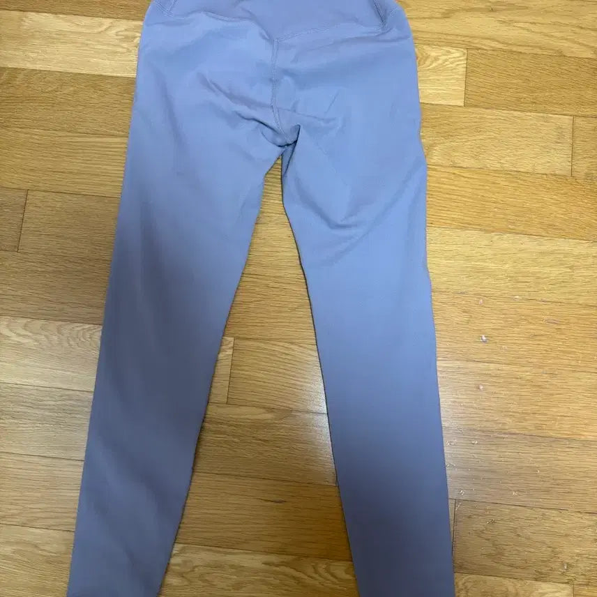 [BUNJANG] NERDY Leggings (New) - M Size / 널디 레깅스 (새상품)