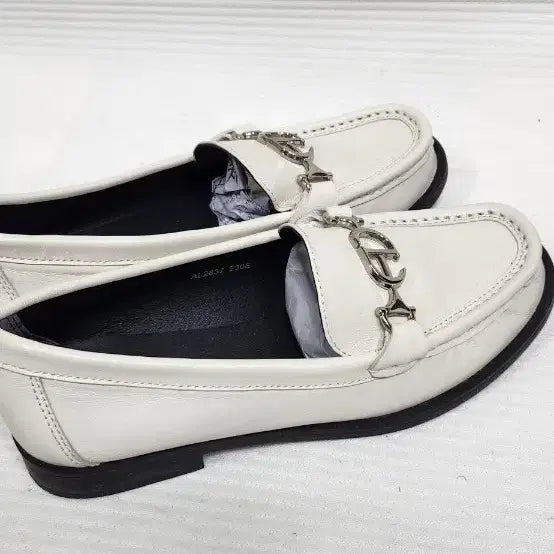 [BUNJANG] ANDIATA White Lambskin Loafers 230 / ANDIATA 안디아타 화이트 양가죽로퍼230