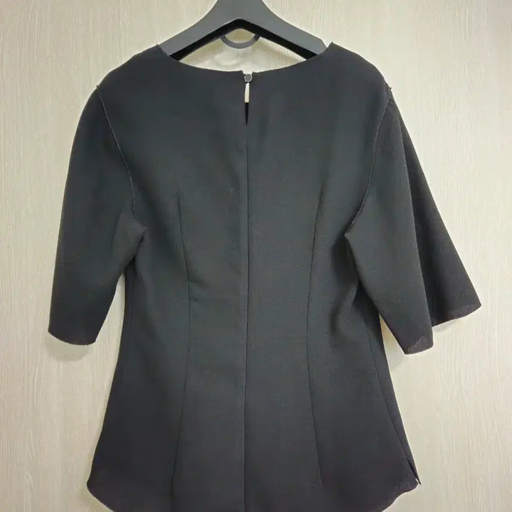 [BUNJANG] MOJO.S.PINE Short Sleeve Blouse Black Size 55 / (하객룩추천)모조에스핀 반팔 블라우스 블랙 55