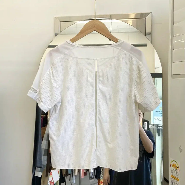 [BUNJANG] Skechers Short Sleeve T-Shirt Size S / 스케쳐스 반팔 티셔츠 S(90) Skechers T shirt