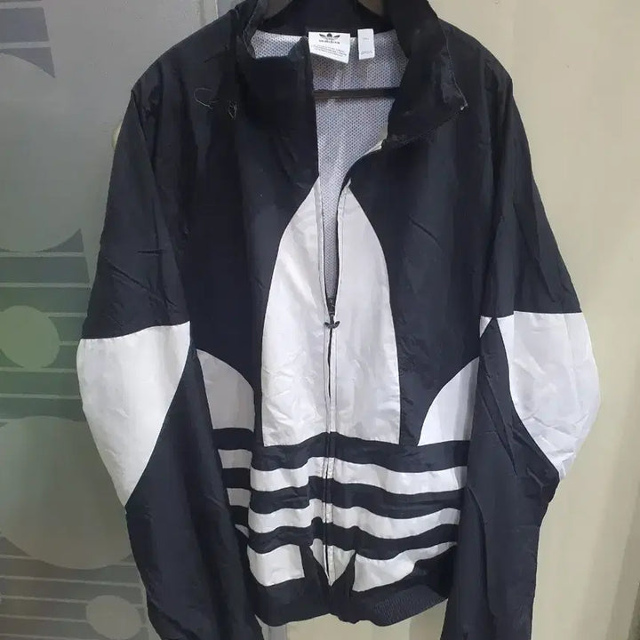 [BUNJANG] Adidas Black/White Big Logo Windbreaker 3XL / 아디다스 블랙/화이트 빅로고 바람막이 3XL