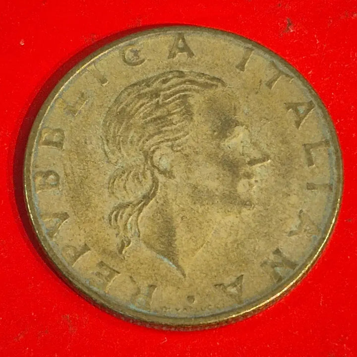 [BUNJANG] 1979 Italy 200 Lire Coin / 1979 이탈리아 200리라 동전 M2428