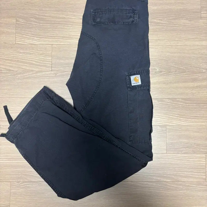 [BUNJANG] Carhartt Regular Cargo Pants Black 33x32 / 33x32 칼하트 레귤러 카고 팬츠 블랙