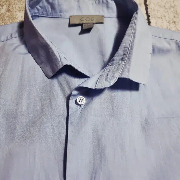 [BUNJANG] COS Sky Blue Short Sleeve Shirt / 매장정품 COS 코스 스카이블루 반팔 셔츠 사이즈 M~L