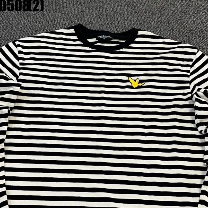 [BUNJANG] Mark Gonzales Striped Long Sleeve T-Shirt / 마크곤잘레스 스트라이프 긴팔 티셔츠