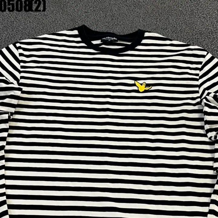 [BUNJANG] Mark Gonzales Striped Long Sleeve T-Shirt / 마크곤잘레스 스트라이프 긴팔 티셔츠