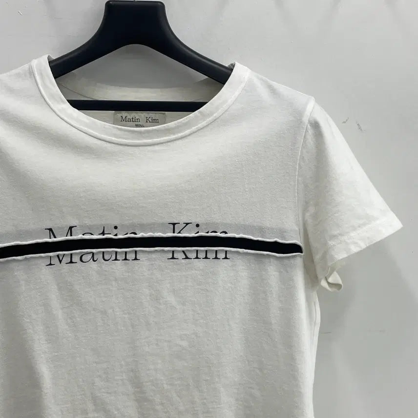[BUNJANG] Matinkim White Logo Short-Sleeve T-Shirt M / 마뗑킴 여성55-66 화이트 로고 반팔티