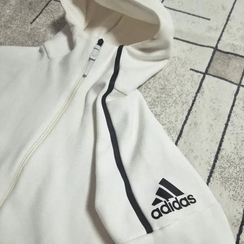 [BUNJANG] Adidas ZNE Full Zip Hoodie White Size 105 / [파워정품]아디다스 후드집업 ZNE 화이트 사이즈 105